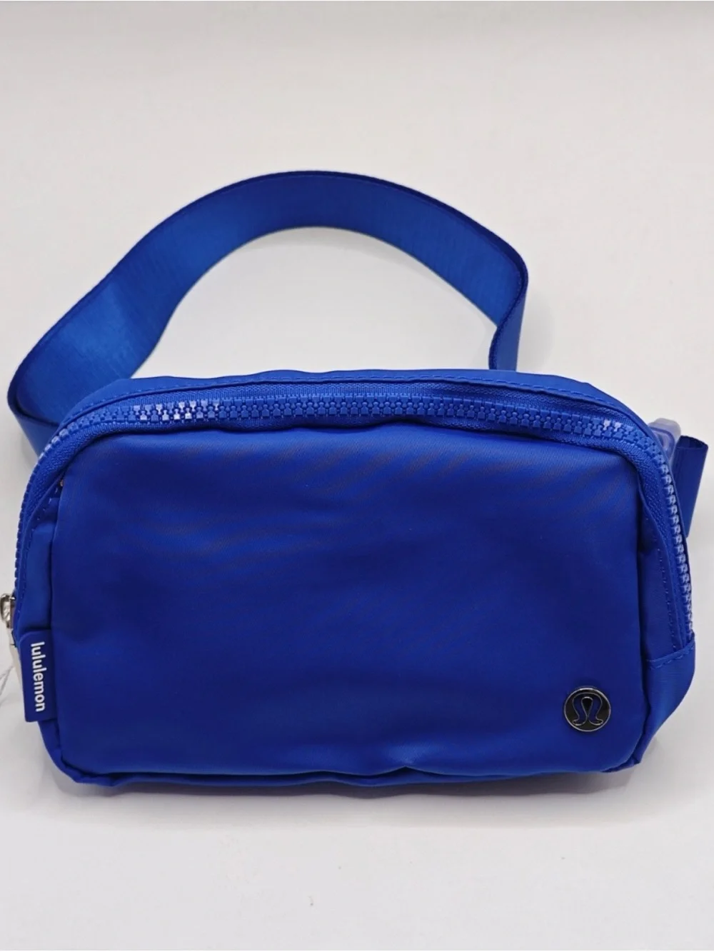 lululemon athletica Men's Royal Blue Zip Toiletry Pouch
